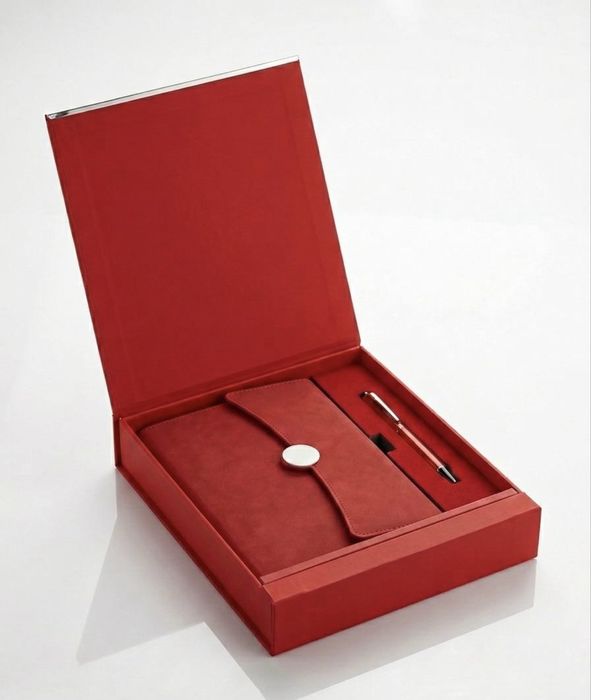 Подарки на 8 Марта. Копорпиивные подарки. Брендирование