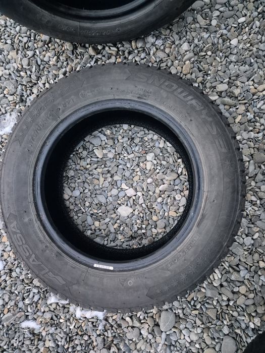 Vând cauciucuri 175/65/14  M+S 2 buc imp Germania//Michelin//