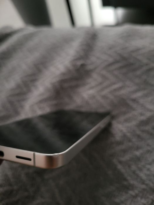 Samsung s24 8/128