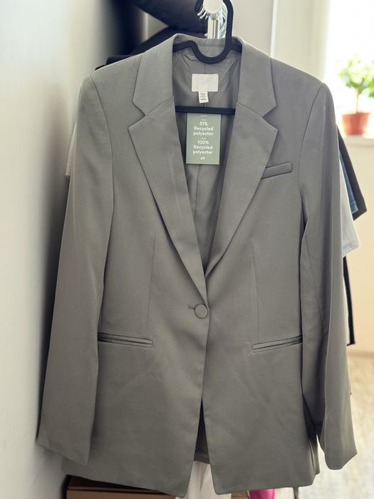 Нов Сатениран Зелен Блейзер H&M