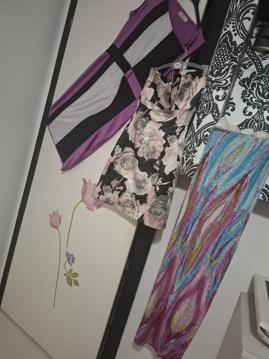 Рокля 3 на цената та 1. Лилаво изкушаваща визия.