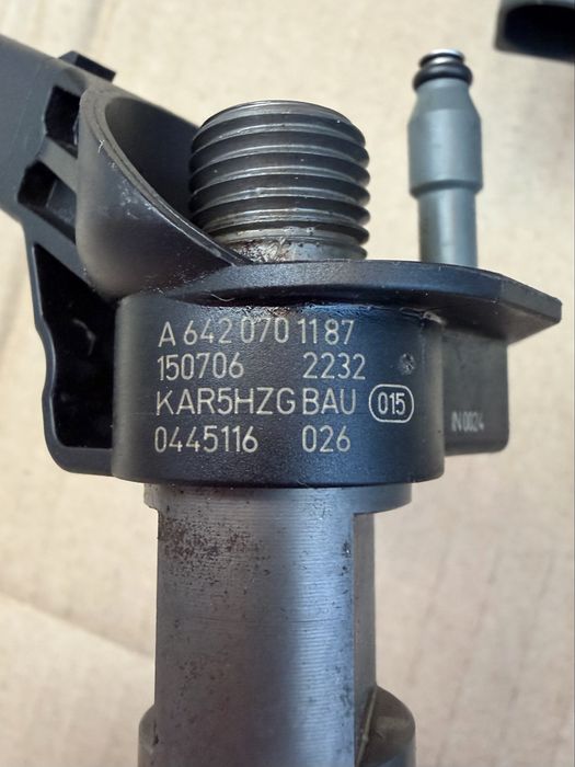 Kit injectie Mercedes 3.0 Euro 5 / 6 : A6420701187 / 0445116026