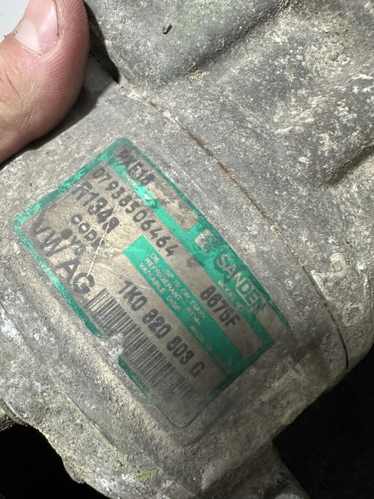 Compresor clima AC audi A3 8P 2.0 TDI BKD BMM 1.9 BLS BXE BKC