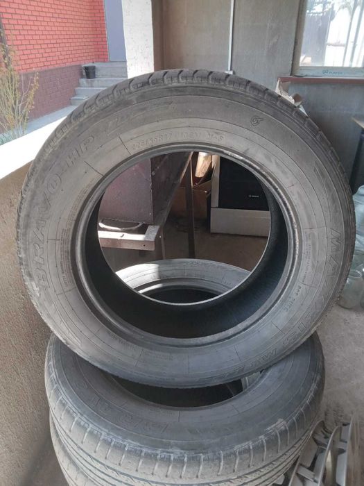 Продам летние шины 225/65R17