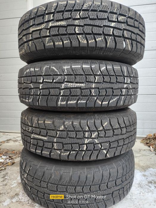 Roți complete  Kia Sorento 225x75x16 Cooper Discoverer