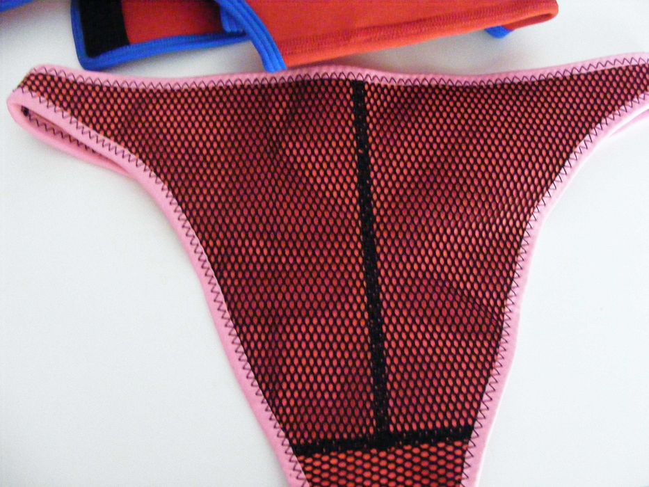 Бански-  долнище два броя,трико