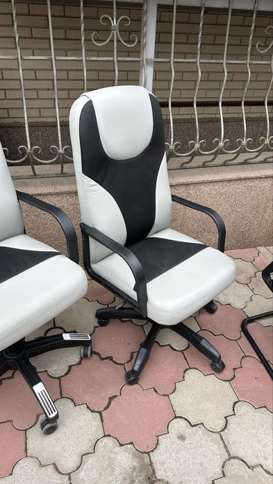 Офисные кресла распродажа