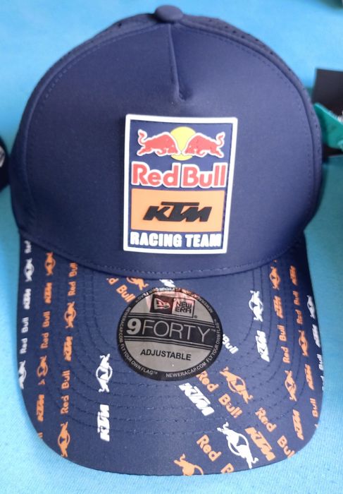 Шапки с права козирка и крива козиркаFOX, Kawasaki, KTM Alpinestars, H