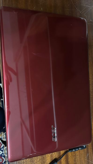 лаптоп Acer Aspire E1-530