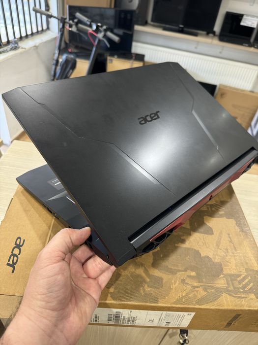 ACER Nitro 5 AMD Ryzen 7 5800H 17.3" FHD144Hz, 32GB SSD 512GB RTX 3060