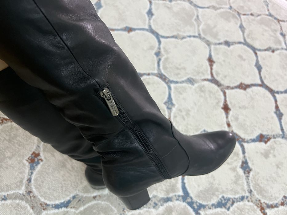 Сапоги осенние фирма Basconi