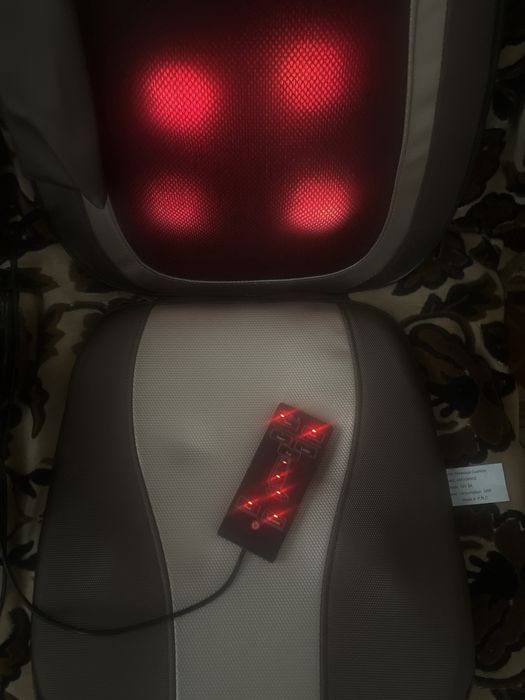 Массажное кресло