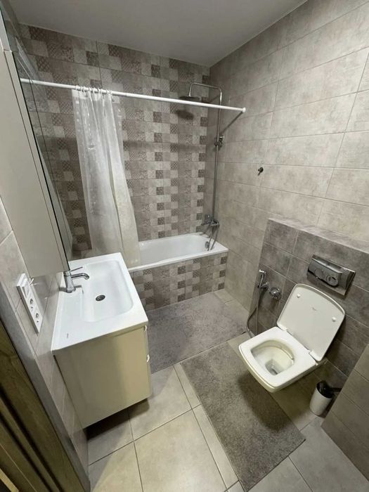 Дава се под наем Тристаен апартамент в София, Център - 100 кв.м за 612 € - Снимка #4