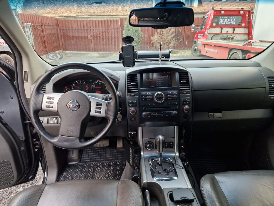 NISSAN Navara 2010 — imagine 5