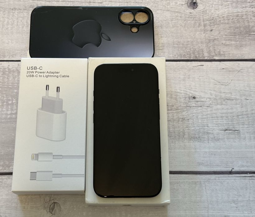 iPhone 16 - 128GB, Black - stare foarte bună, 93% sănătate baterie