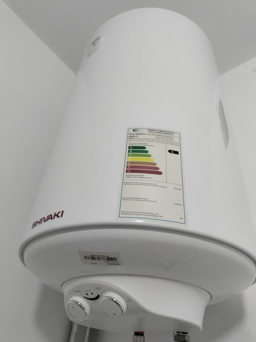 Продам водонагреватель накопительный новый бойлер