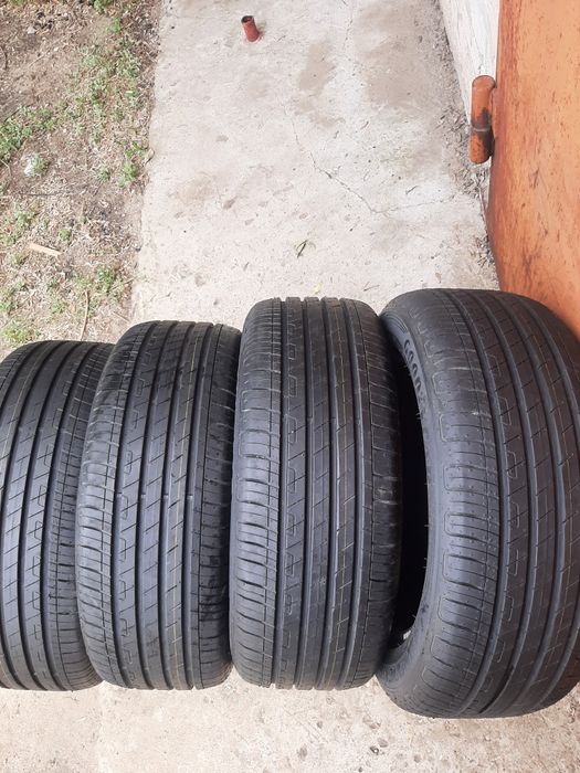 Продам шины 215/55/17 новые