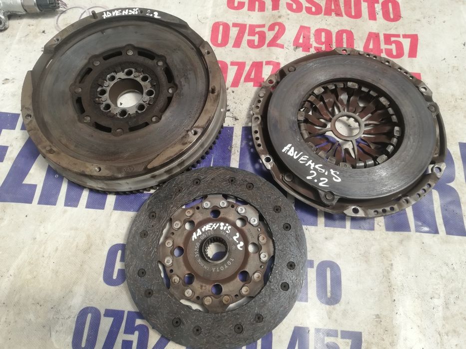 Kit, volanta Toyota avensis t 25 motor 2.2D, 177cp, cod mot 2AD-FHV