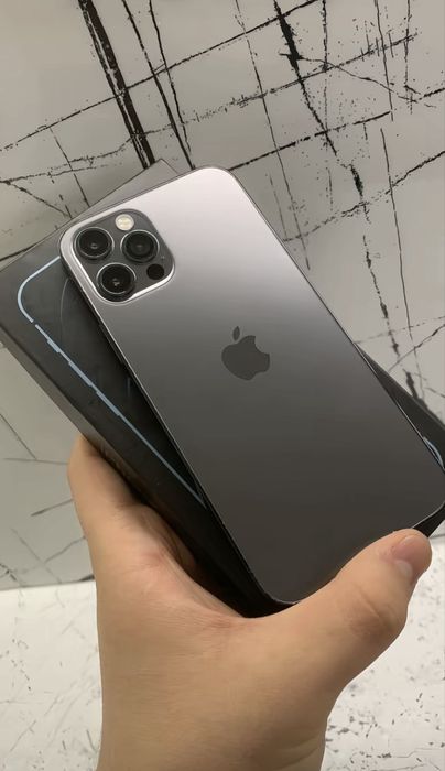 Продается Айфон 12про