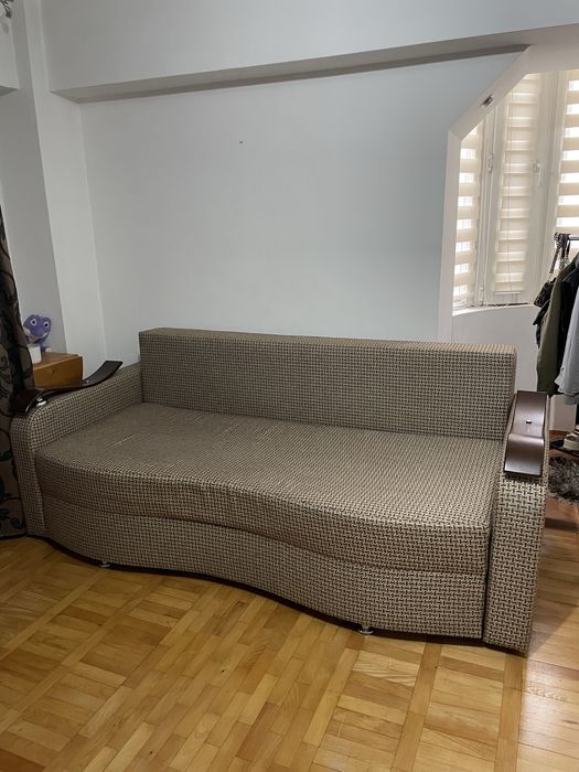 Vand canapea extensibila