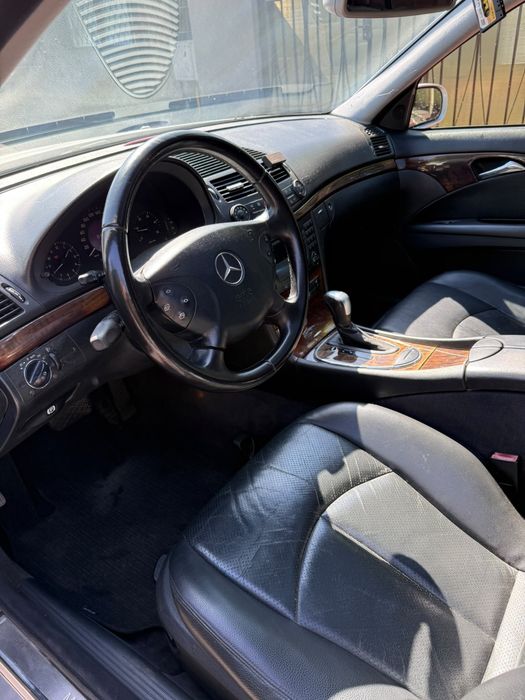 Mercedes-Benz E270 CDI Automat
