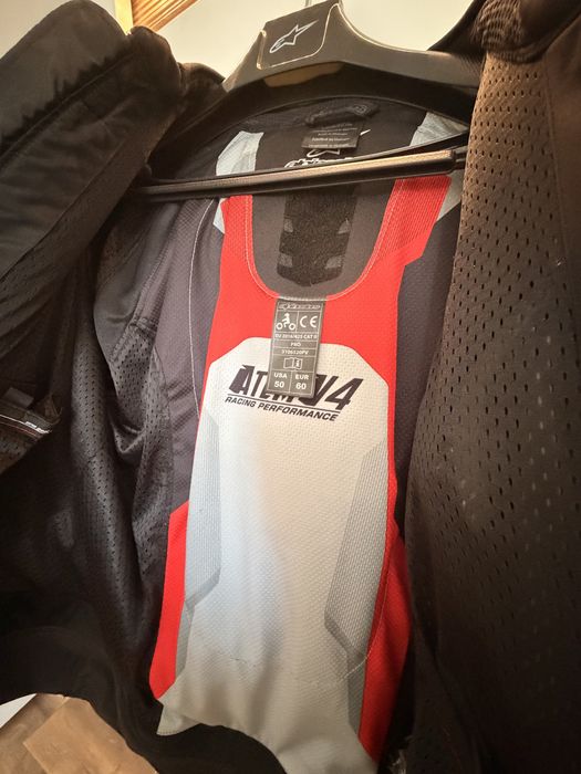 Мото яке  Alpinestars Atemv4