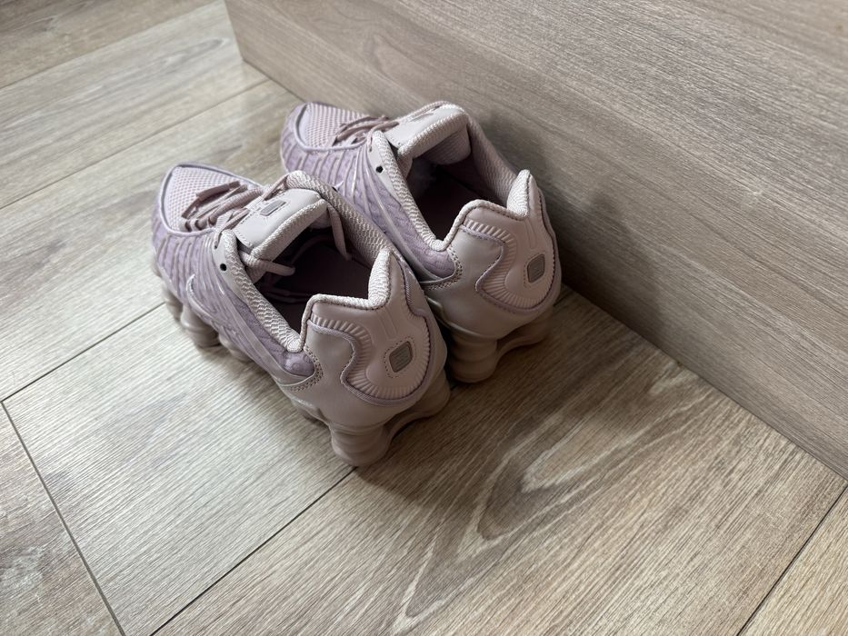 Nike Air Max Shox