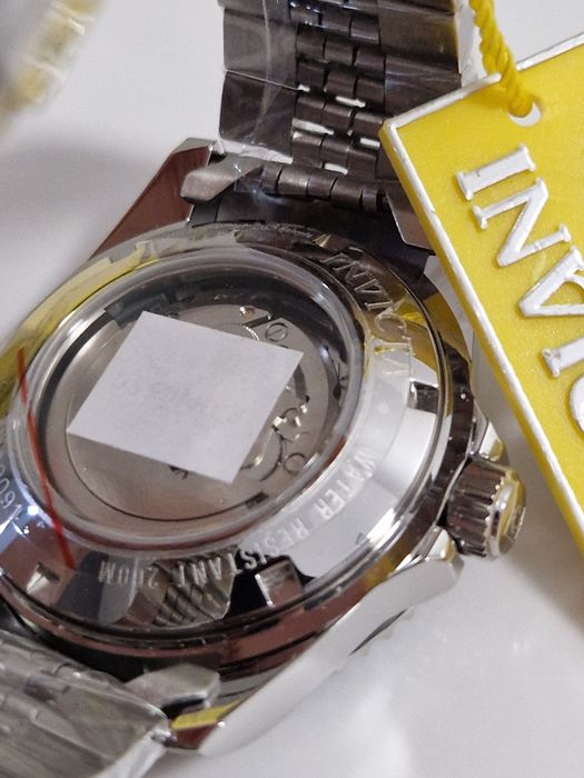 Ceas  Invicta automatic, nou.  garantie
