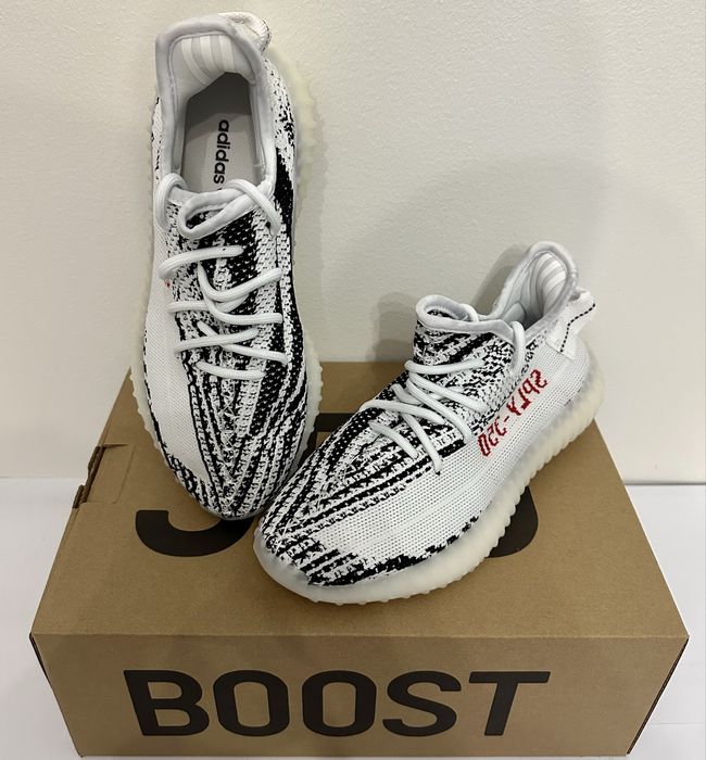 Yeezy Boost 350 Zebra