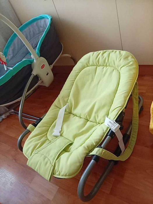 Бебешки шезлонг, люлка