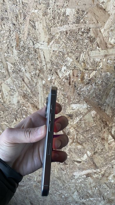 iPhone 16 pro 256 гб акб 100%