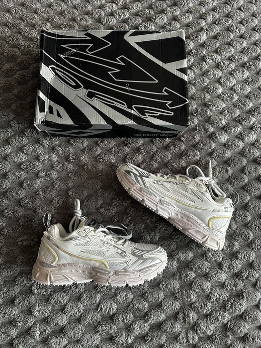 adidasi Off-White “Be Right Back” 42-44