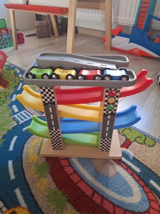 Запазени детски колички