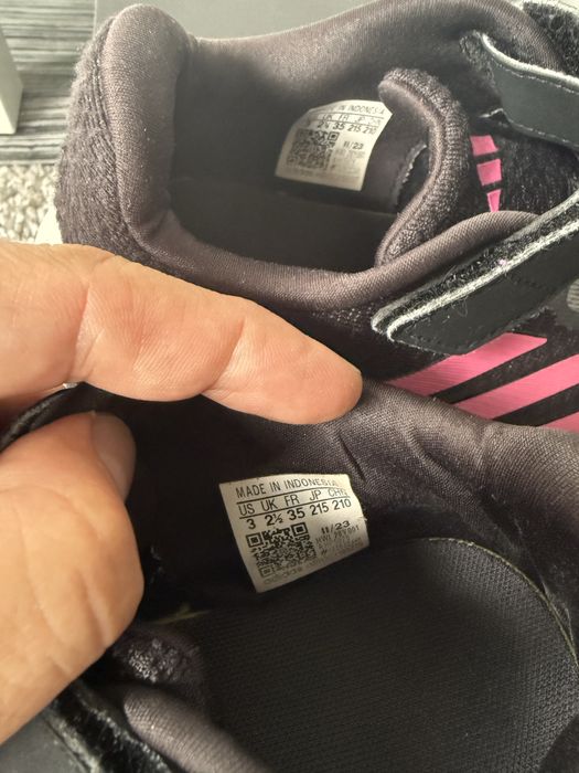 Продавам три чифта маратонки Nike , Reebok , Adidas
