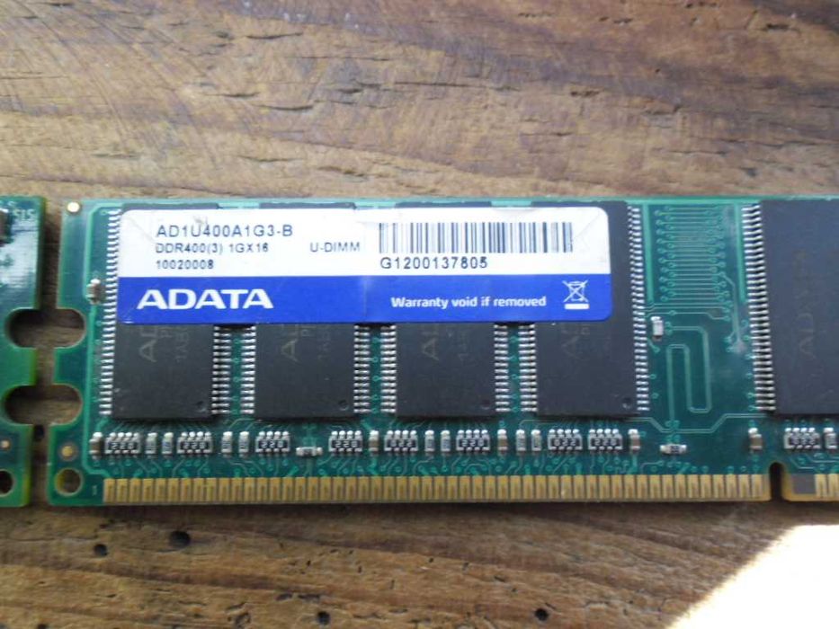 Продавам  DDR 1Gb 400 и 3бр. по 256Мb Ок  състояние и монитор
