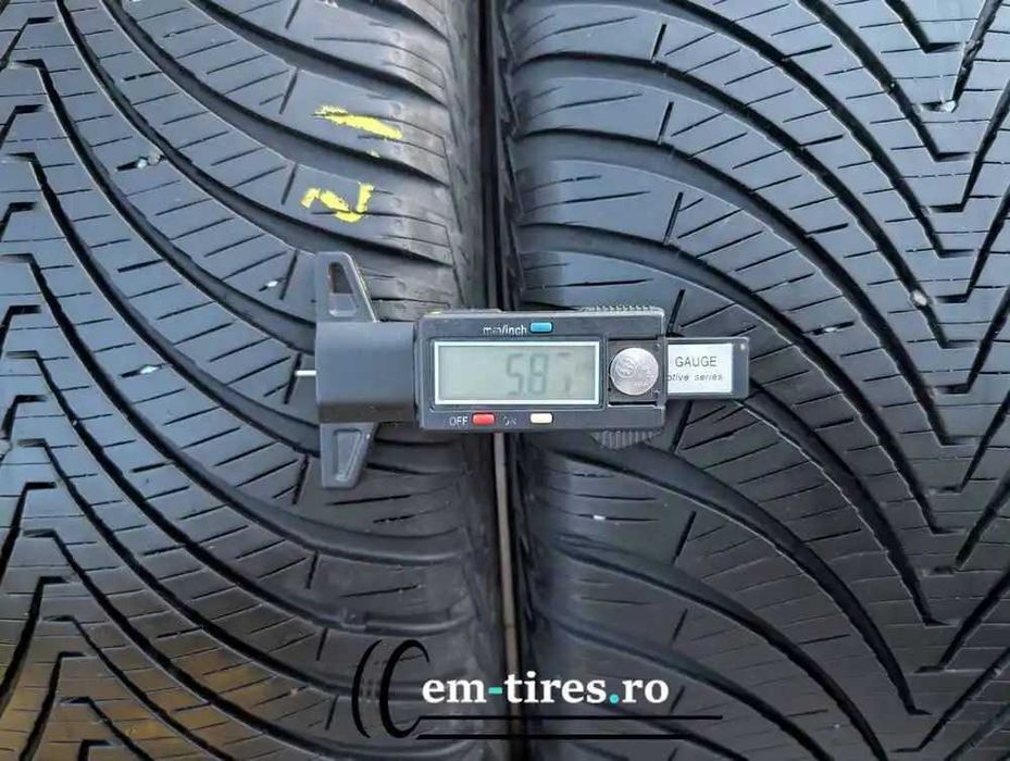 SET 2 Anvelope All Season 245/45 R18 KUMHO Solus ras