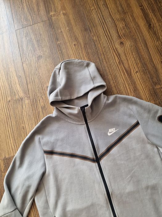 Страхотно мъжко горнище NIKE TECH FLEECE размер L / XL