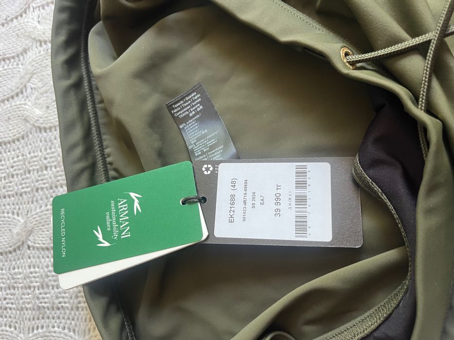 Плавки Armani новые с биркой, 48 размер