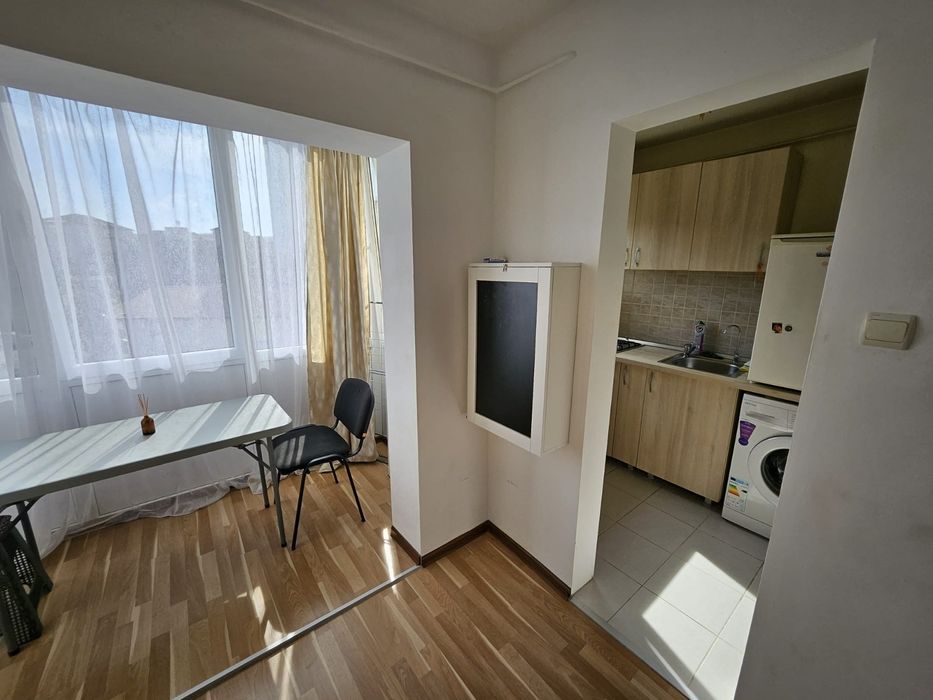 Inchiriez garsoniera zona Pasteur/ studio for rent near umf