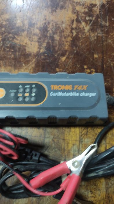 Зарядно за автомобил