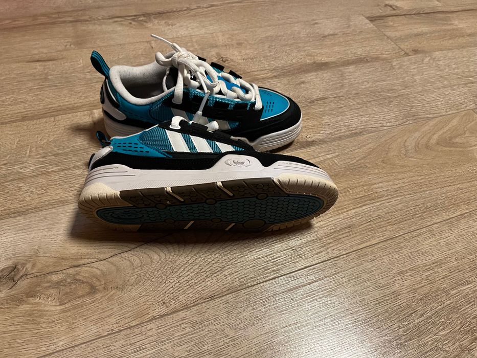 Încălțăminte Noua