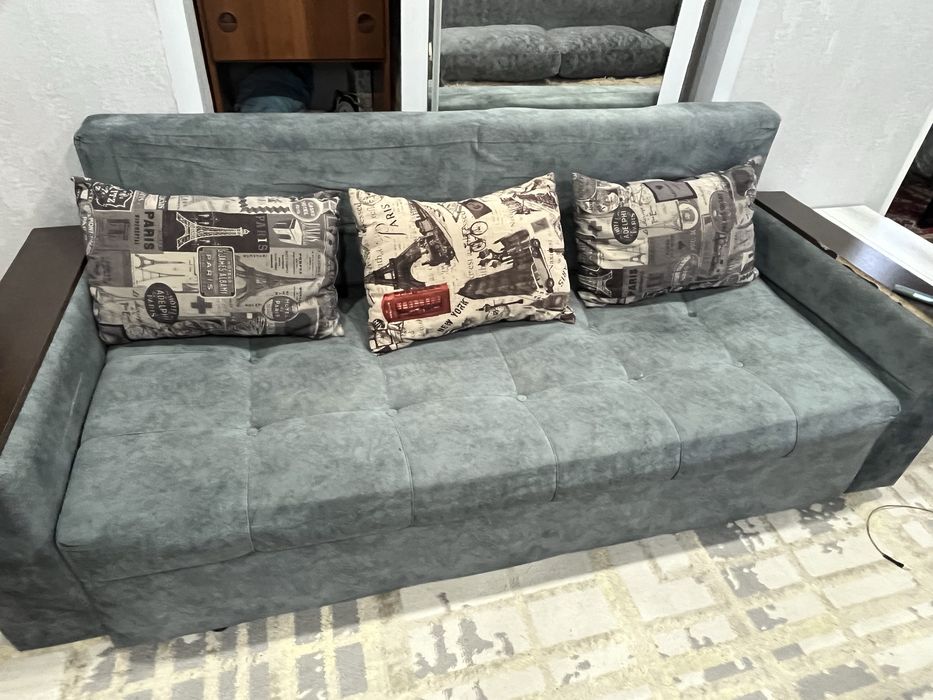 Продам диван б/у но в приемлимом состочнии, не дорого.