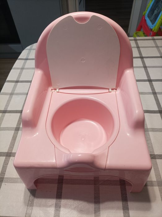 Продам детский туалетный набор.