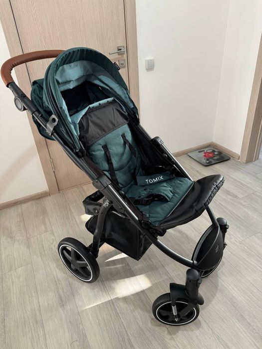 Продам коляску срочно Tomix