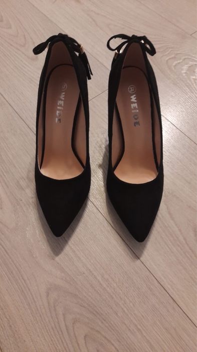 Papuci cu toc eleganti