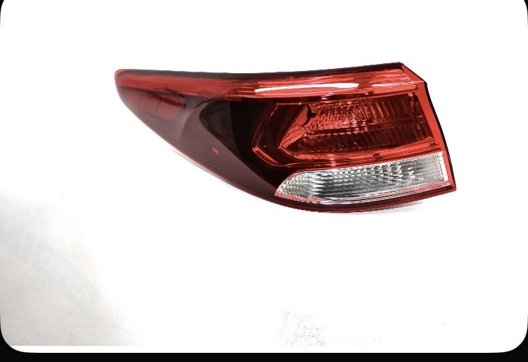 Фара задний левый kia rio 4