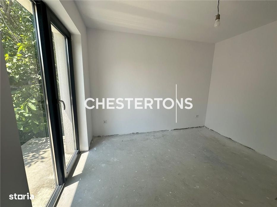 Vila moderna, 4 camere + curte ,zona linistita, oportunitate unica