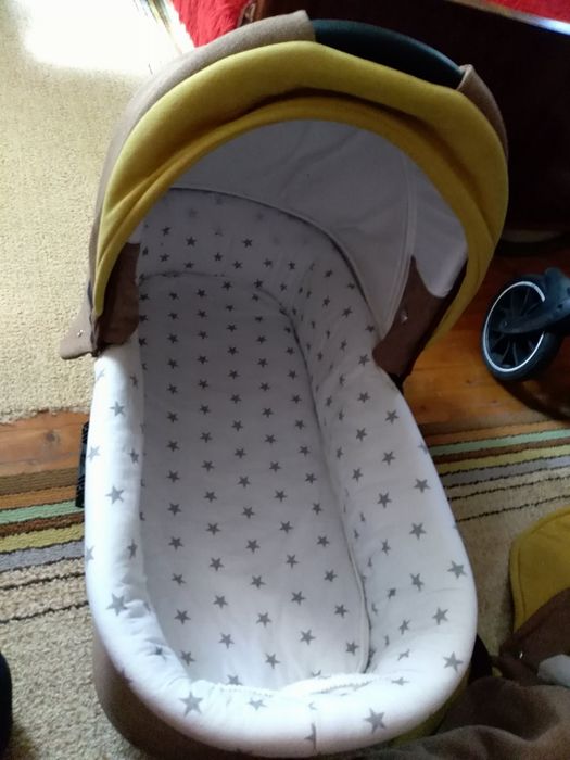 Бебешка количка отлично състояние