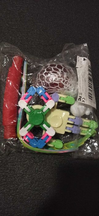 Микс детски играчки в пакетчета