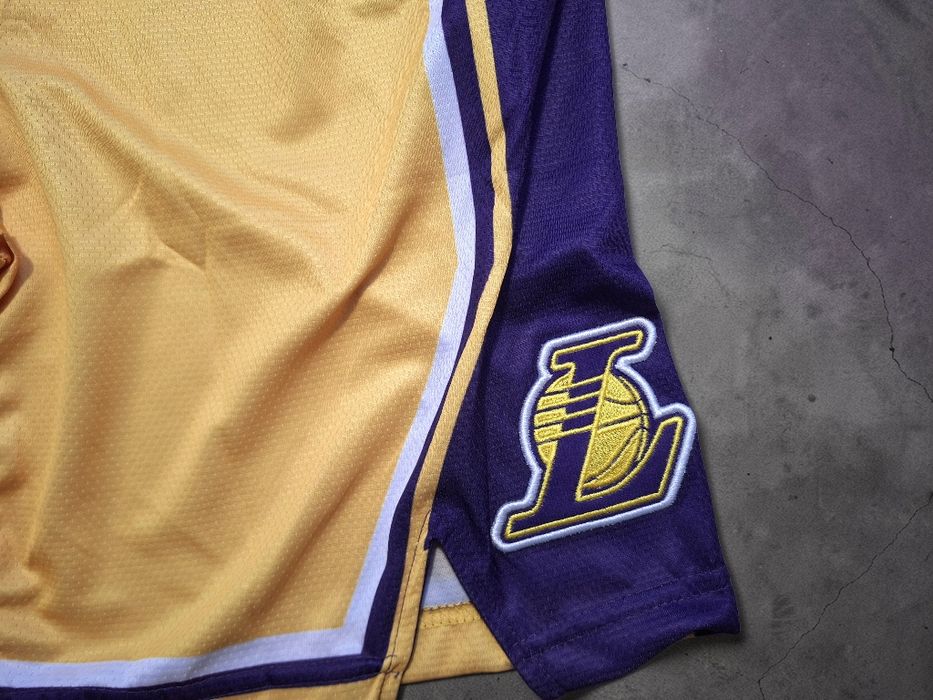 Баскетболни шорти на Лейкърс нови модели!!!